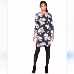 ⭐️40% Off⭐️ Old Navy Grey Floral Shift Dress